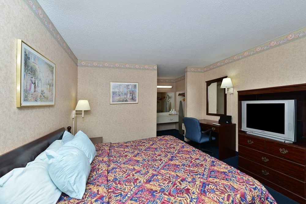 Towneplace Suites By Marriott Greensboro Coliseum Area Oda fotoğraf